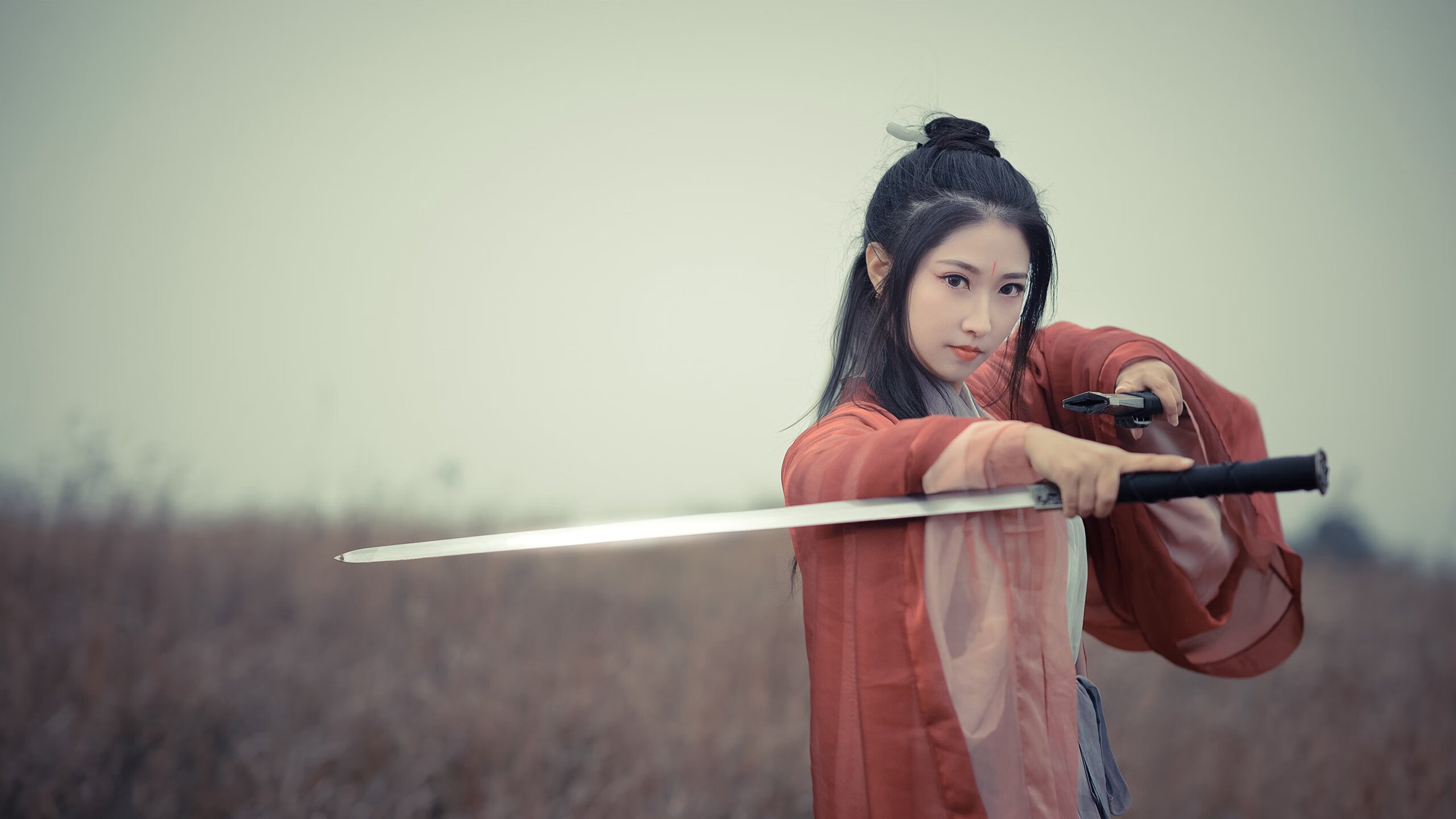 乐鱼官网-德甲激烈角逐：精彩攻防连续上演，德甲名场面