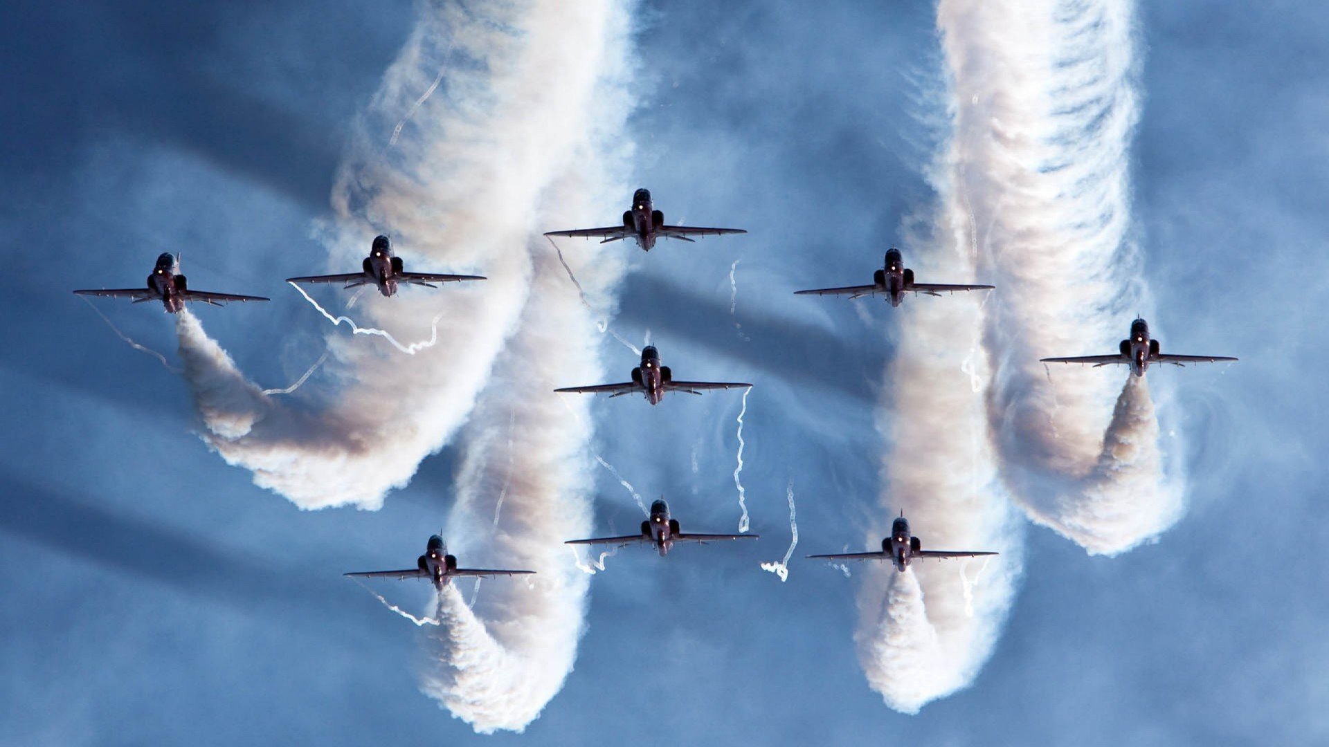 乐鱼电竞在线平台-恩比德反击中完成暴扣全场沸腾，恩比德爆发